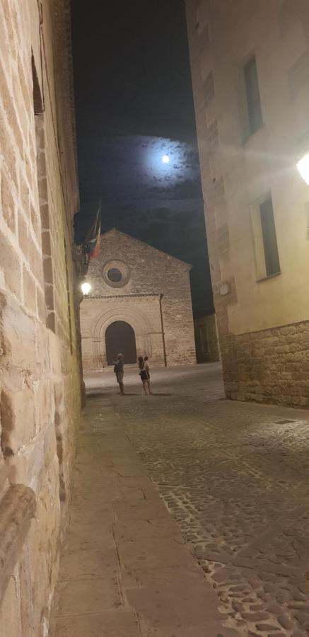 La Casa Del Pintor - Estudio De Arte En Baeza Exterior foto